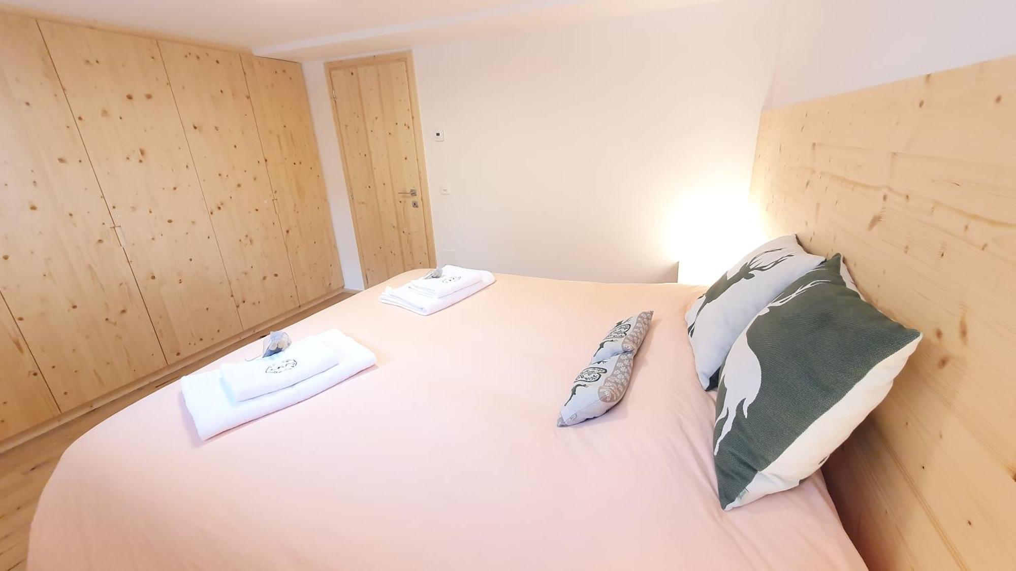 Yeti Lodge Sedrun Quarto foto