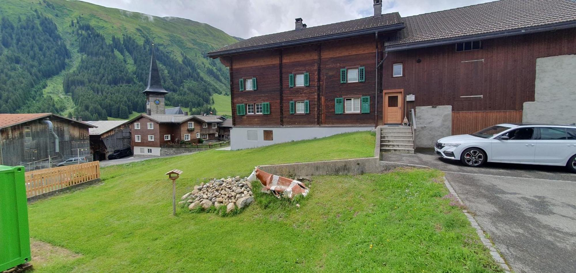 Yeti Lodge Sedrun Exterior foto
