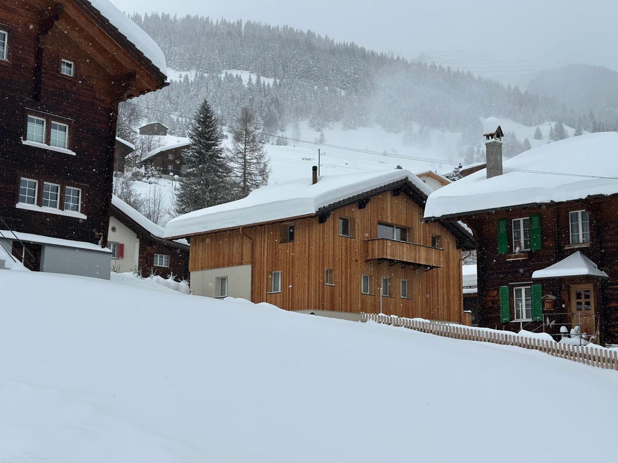 Yeti Lodge Sedrun Exterior foto